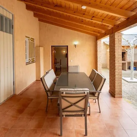 Cozy & Beautiful Villa